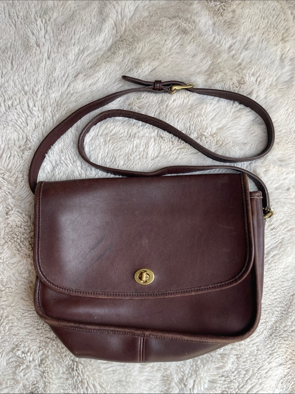 Coach Vintage 9790 Leather Crossbody Bag - Picture 3 of 16